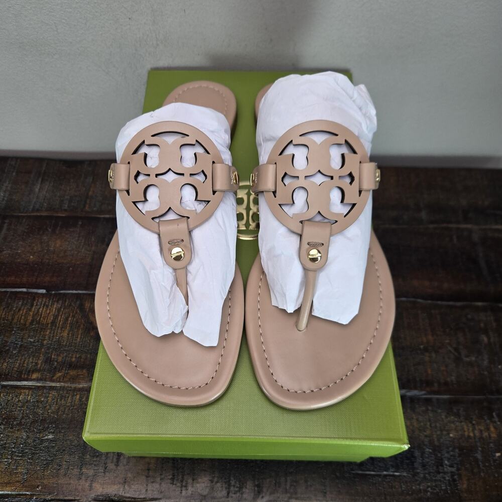 NEW Tory Burch Miller Leather Womens Size 8 Big Logo Sandal Flip Flop Light Sand